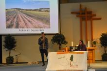 Chris erzählt von einem trockenen Jahr.